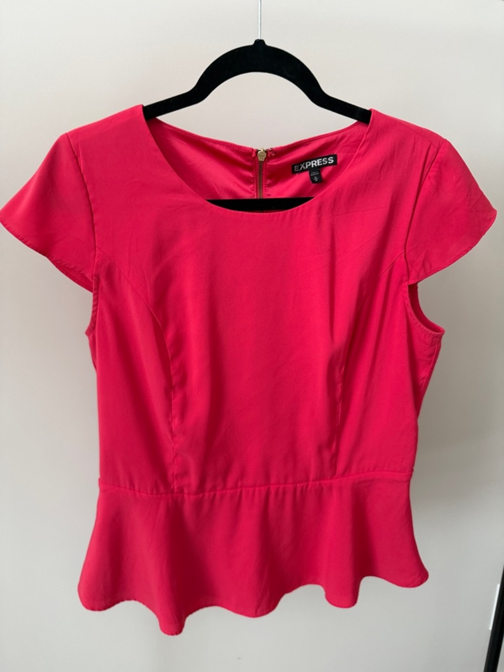 Express Women’s Pink Peplum Cap-Sleeve Top